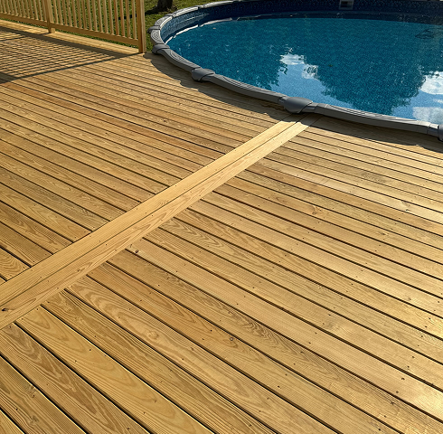 Gideon Zakich pool deck